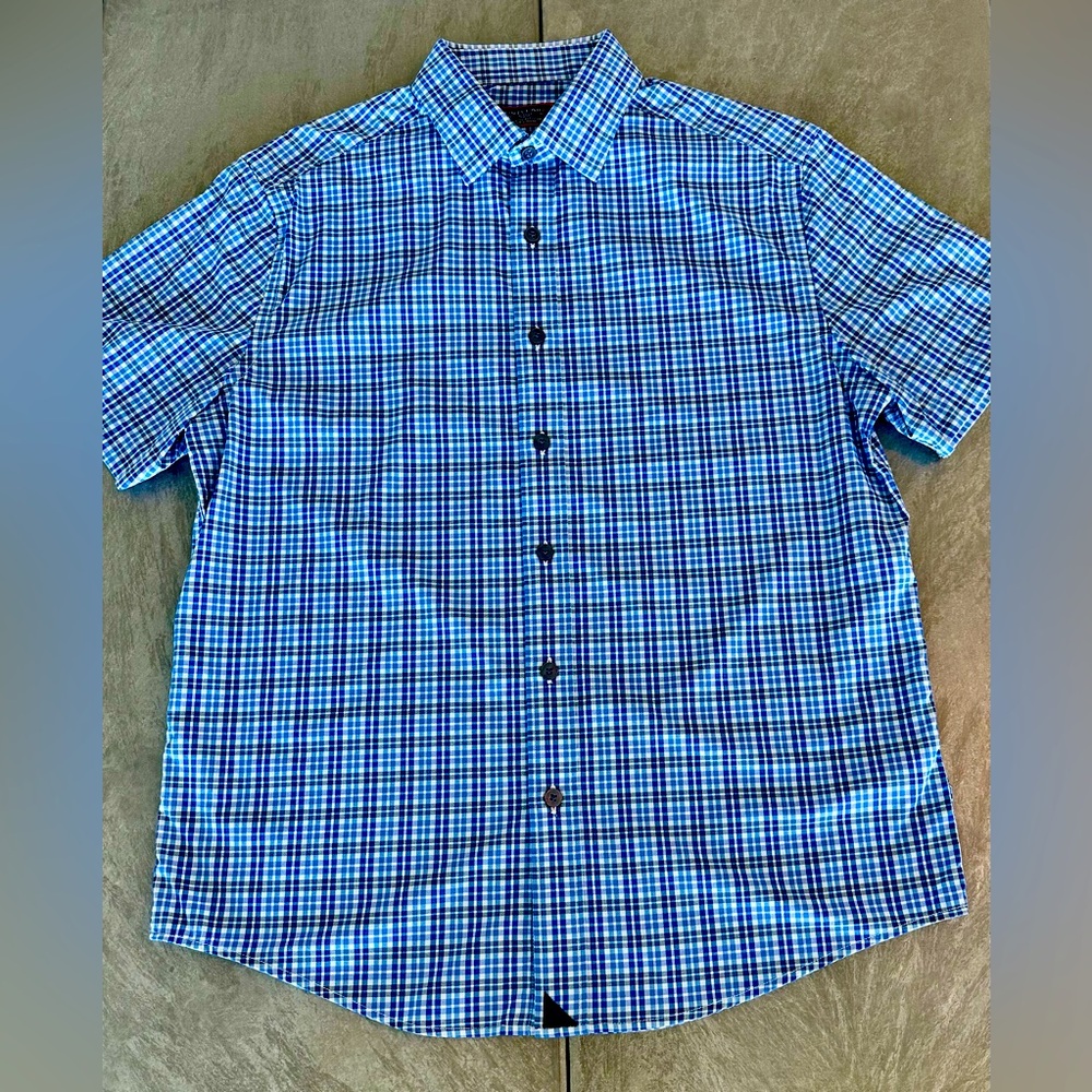 UNTUCKit Blue Checkered Men's performance wrinkle-free Small slim fit Shirt